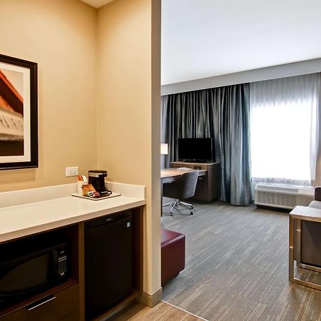Hampton Inn & Suites By Hilton Grande Prairie Exteriér fotografie