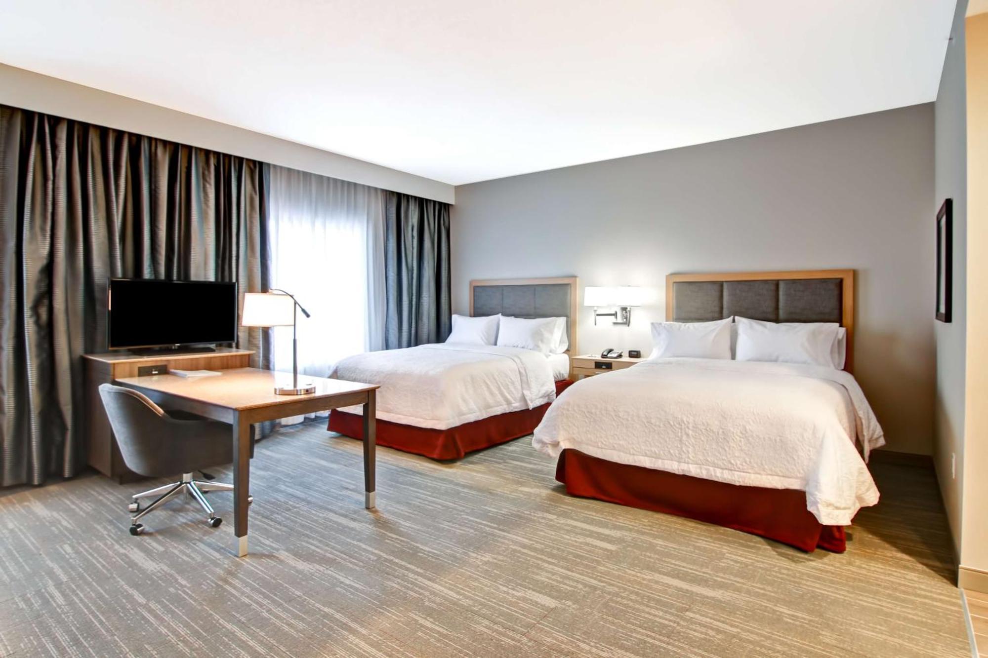 Hampton Inn & Suites By Hilton Grande Prairie Exteriér fotografie