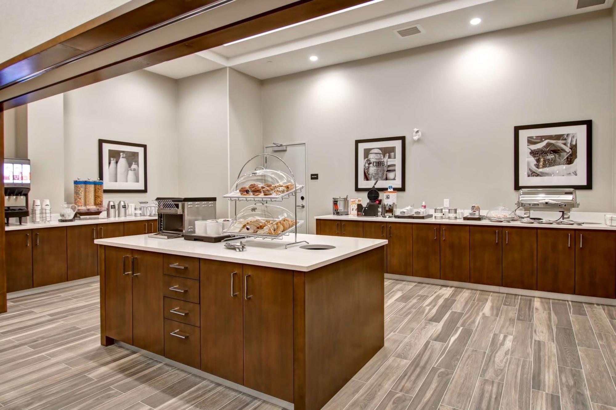 Hampton Inn & Suites By Hilton Grande Prairie Exteriér fotografie