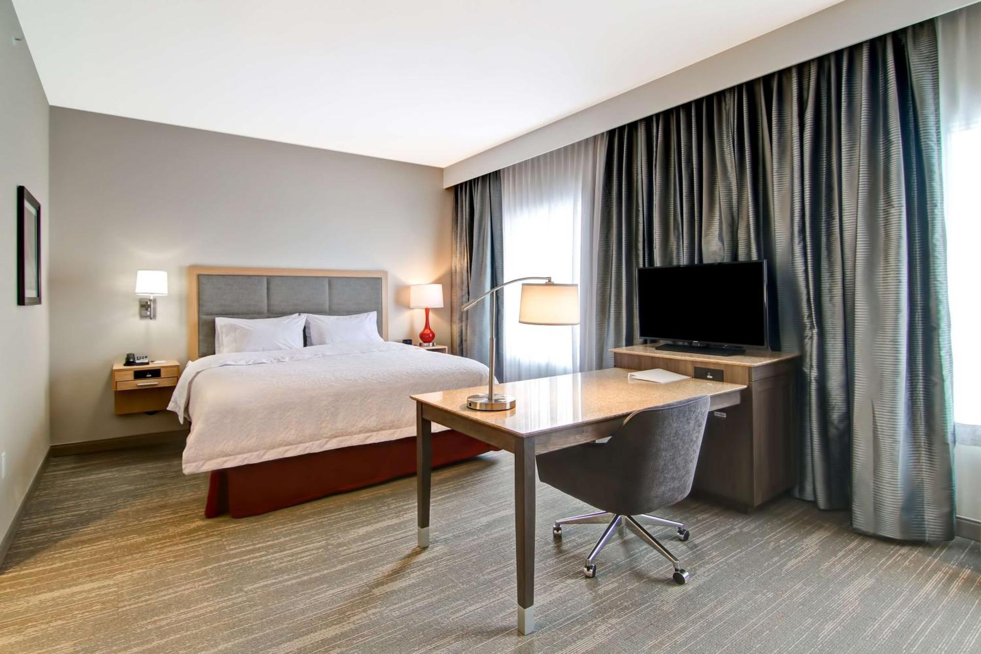 Hampton Inn & Suites By Hilton Grande Prairie Exteriér fotografie
