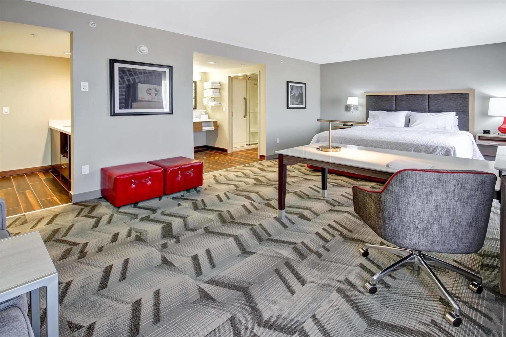 Hampton Inn & Suites By Hilton Grande Prairie Exteriér fotografie